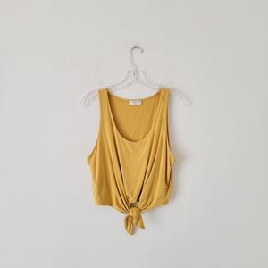 Aritzia Babaton Jeronimo Tank Gold